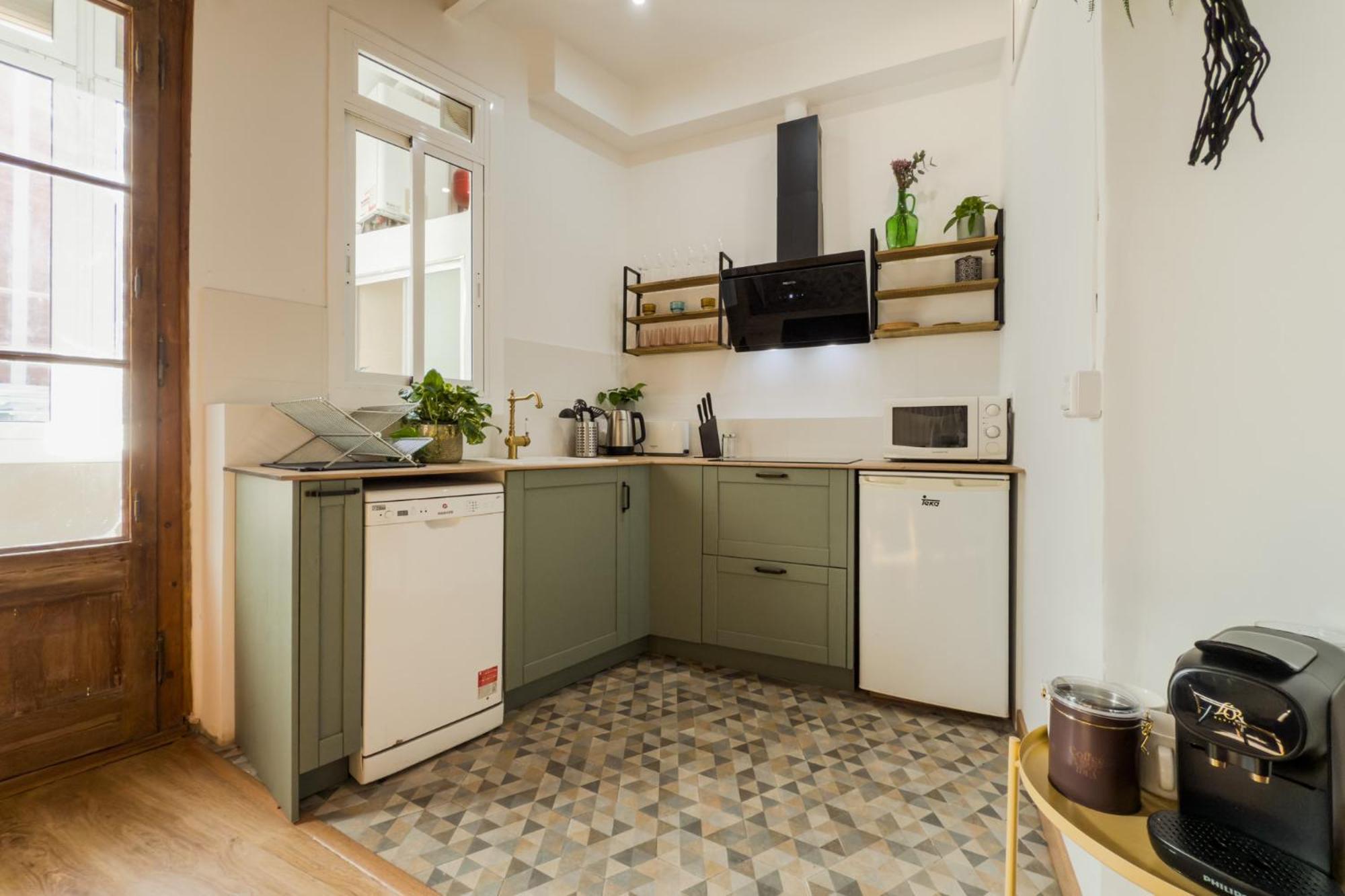Magalhaes - Trad Flat In Poble Sec, Near Ramblas برشلونة المظهر الخارجي الصورة