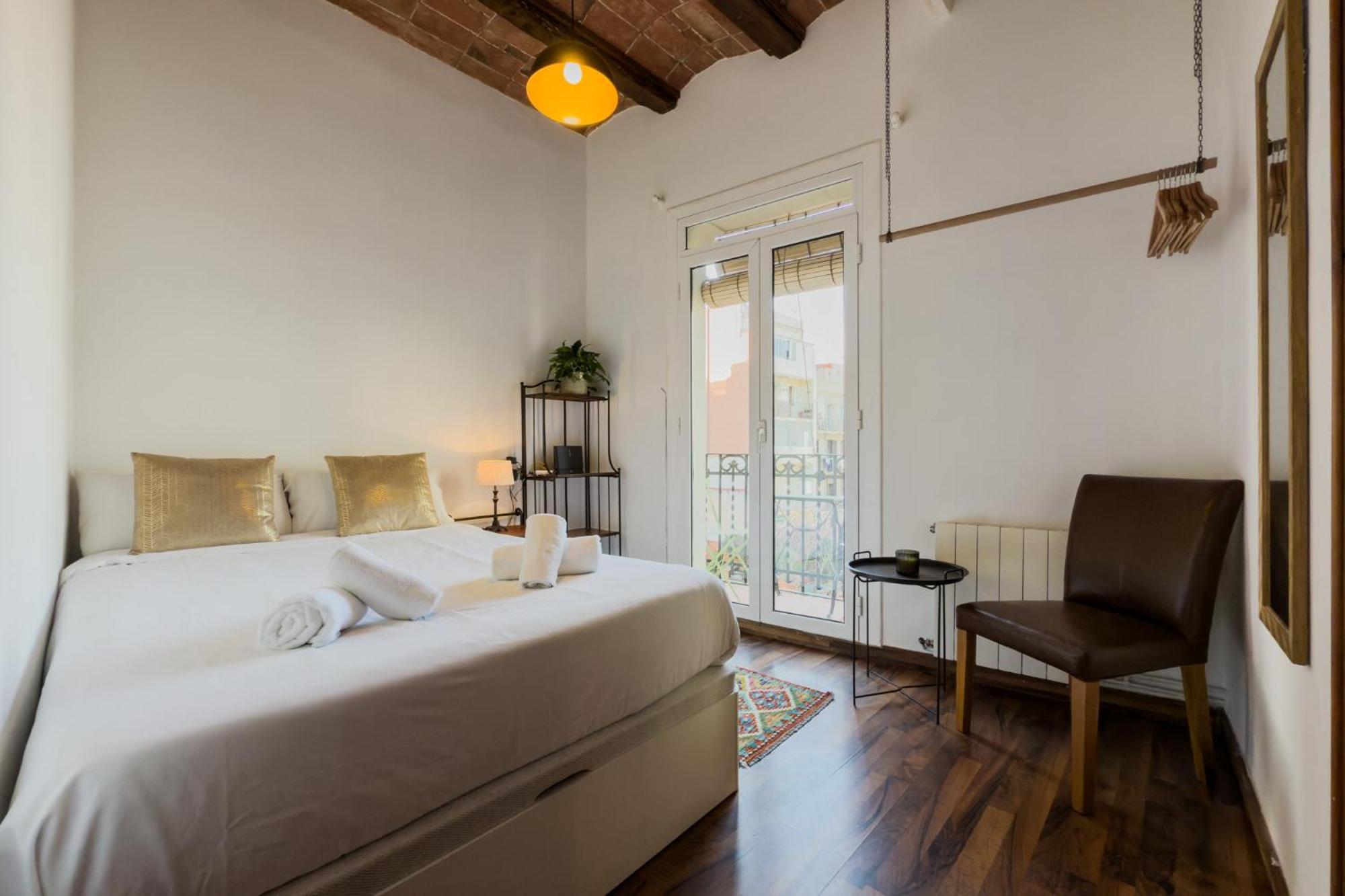 Magalhaes - Trad Flat In Poble Sec, Near Ramblas برشلونة المظهر الخارجي الصورة