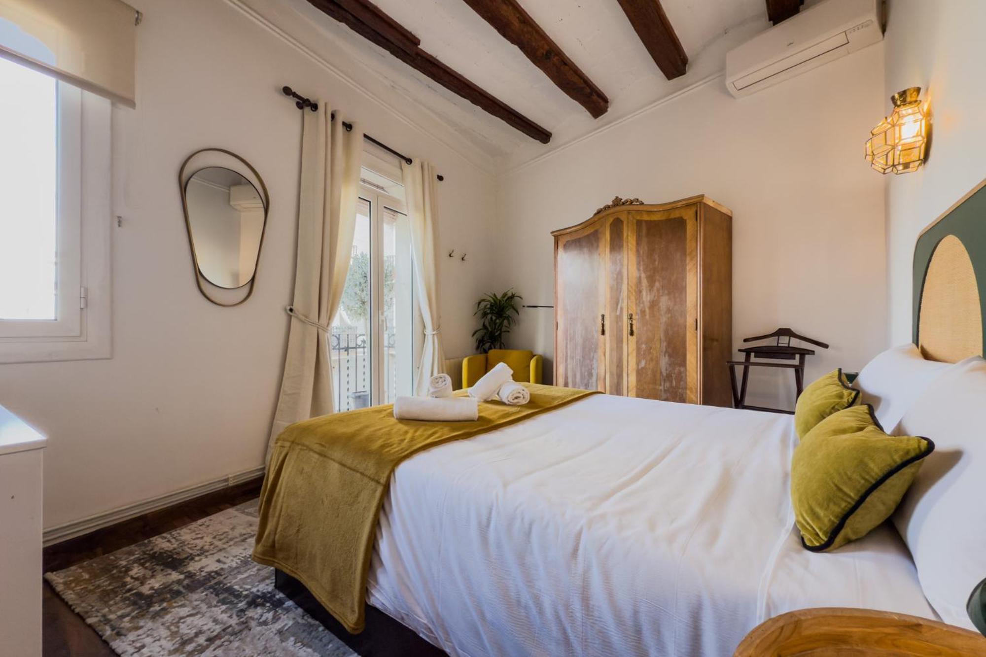 Magalhaes - Trad Flat In Poble Sec, Near Ramblas برشلونة المظهر الخارجي الصورة